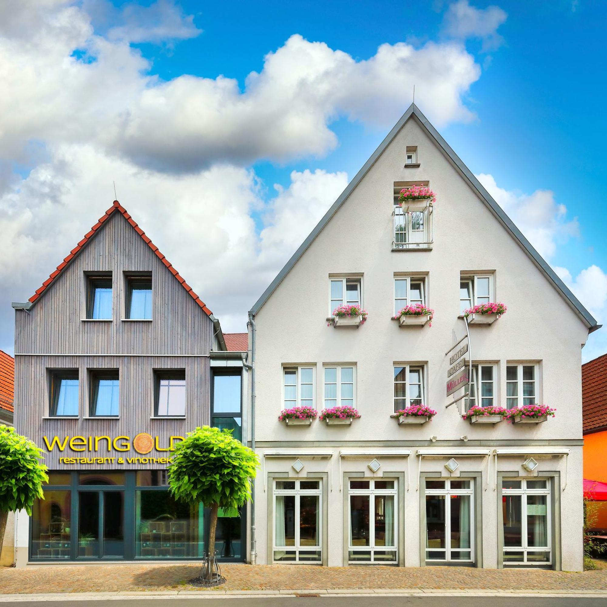 Hotel Mueller Cafe & Wein - Mondholzhotel Файтсхёххайм Экстерьер фото