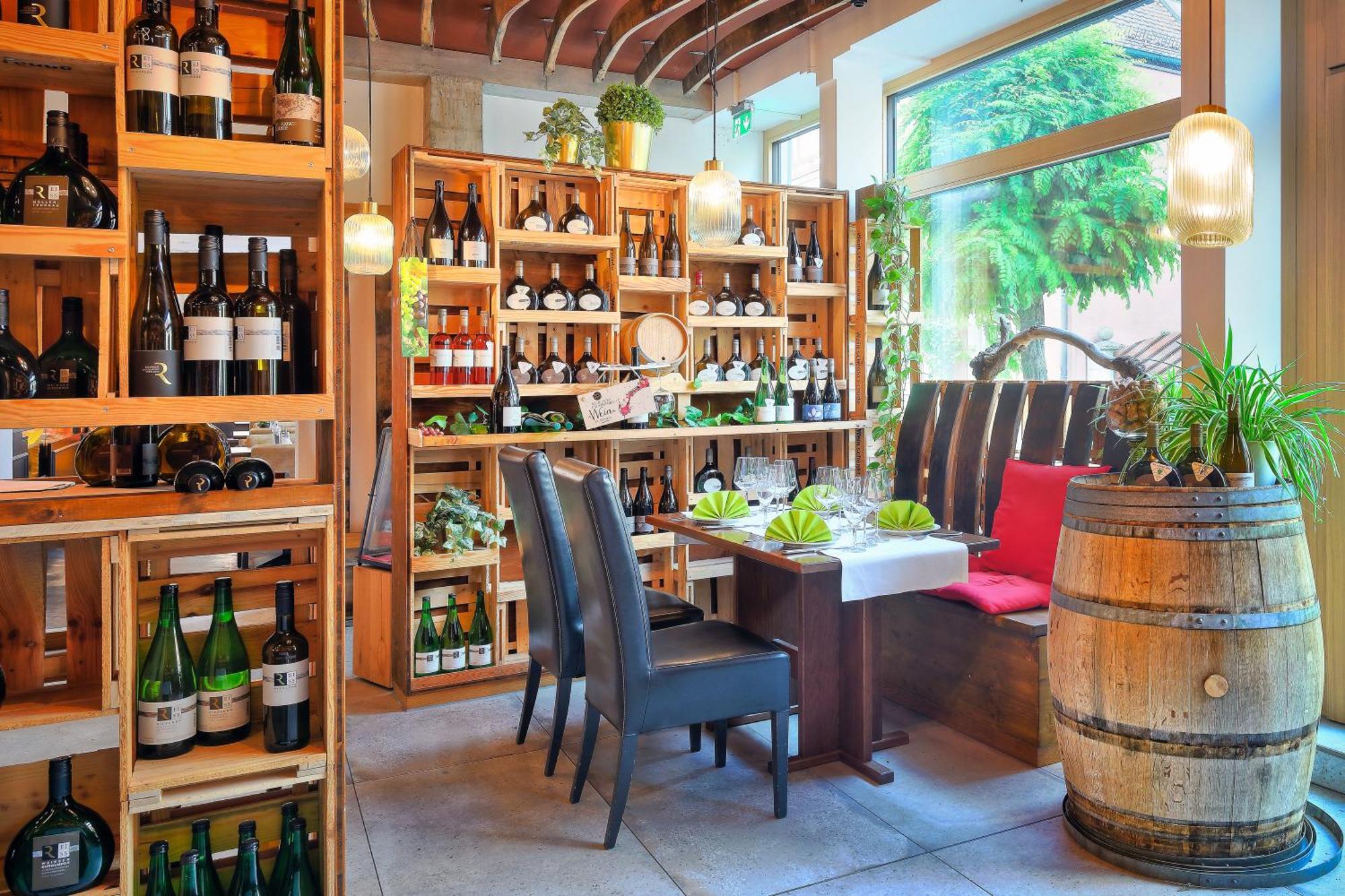 Hotel Mueller Cafe & Wein - Mondholzhotel Файтсхёххайм Экстерьер фото